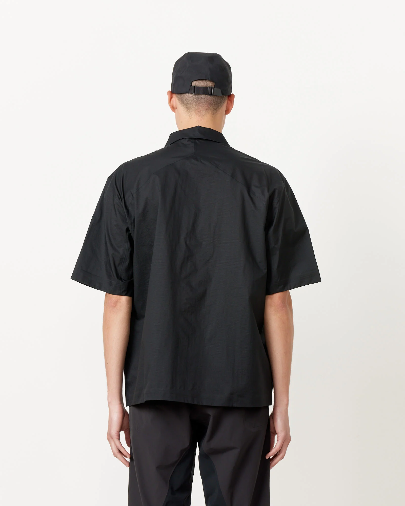 Demlo Shirt in Black - Image 5